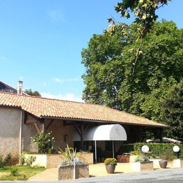HOSTELLERIE DU ROOY